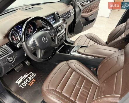 Черный Мерседес М-Класс, объемом двигателя 5.46 л и пробегом 119 тыс. км за 32990 $, фото 22 на Automoto.ua