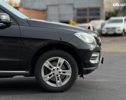Мерседес М-Класс 2012 в Киеве на Automoto.ua Черный Мерседес М-Класс, объемом двигателя 2.1 л и пробегом 198 тыс. км за 23840 $, фото 12 на Automoto.ua