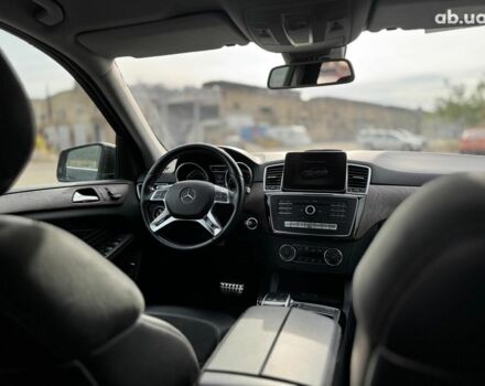 Мерседес М-Класс 2012 в Киеве на Automoto.ua Черный Мерседес М-Класс, объемом двигателя 2.1 л и пробегом 198 тыс. км за 23840 $, фото 40 на Automoto.ua