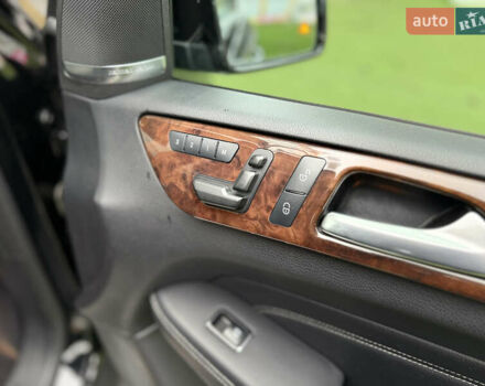 Черный Мерседес М-Класс, объемом двигателя 3.5 л и пробегом 142 тыс. км за 17500 $, фото 53 на Automoto.ua