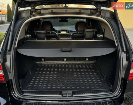 Черный Мерседес М-Класс, объемом двигателя 3 л и пробегом 274 тыс. км за 19700 $, фото 27 на Automoto.ua