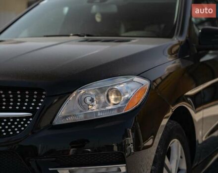 Черный Мерседес М-Класс, объемом двигателя 2.99 л и пробегом 121 тыс. км за 26900 $, фото 10 на Automoto.ua