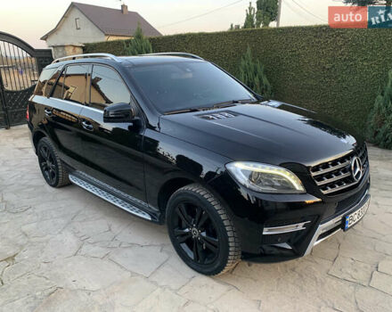 Чорний Мерседес М-Клас, об'ємом двигуна 2.99 л та пробігом 286 тис. км за 21500 $, фото 2 на Automoto.ua