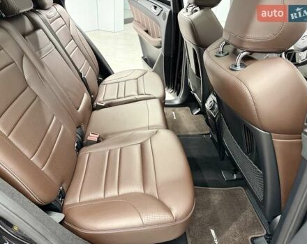 Черный Мерседес М-Класс, объемом двигателя 5.46 л и пробегом 119 тыс. км за 32990 $, фото 32 на Automoto.ua