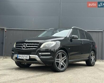 Чорний Мерседес М-Клас, об'ємом двигуна 2.2 л та пробігом 271 тис. км за 16450 $, фото 1 на Automoto.ua