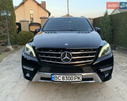 Мерседес М-Класс 2012 в Львове на Automoto.ua Черный Мерседес М-Класс, объемом двигателя 2.99 л и пробегом 286 тыс. км за 20950 $, фото 7 на Automoto.ua