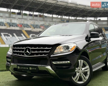 Черный Мерседес М-Класс, объемом двигателя 3.5 л и пробегом 142 тыс. км за 17500 $, фото 16 на Automoto.ua