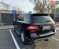 Черный Мерседес М-Класс, объемом двигателя 2.99 л и пробегом 240 тыс. км за 21900 $, фото 4 на Automoto.ua