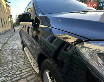 Черный Мерседес М-Класс, объемом двигателя 2.14 л и пробегом 247 тыс. км за 20500 $, фото 16 на Automoto.ua