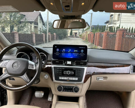 Черный Мерседес М-Класс, объемом двигателя 3 л и пробегом 255 тыс. км за 19400 $, фото 15 на Automoto.ua