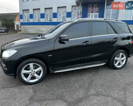 Чорний Мерседес М-Клас, об'ємом двигуна 2.14 л та пробігом 220 тис. км за 18500 $, фото 4 на Automoto.ua