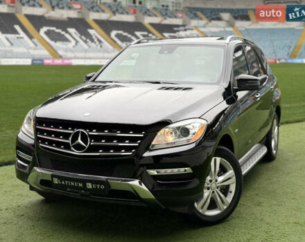 Черный Мерседес М-Класс, объемом двигателя 3.5 л и пробегом 142 тыс. км за 17500 $, фото 15 на Automoto.ua