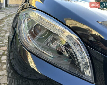 Черный Мерседес М-Класс, объемом двигателя 2.14 л и пробегом 247 тыс. км за 20500 $, фото 11 на Automoto.ua