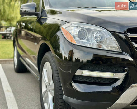 Черный Мерседес М-Класс, объемом двигателя 2.99 л и пробегом 226 тыс. км за 20499 $, фото 20 на Automoto.ua