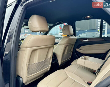 Черный Мерседес М-Класс, объемом двигателя 3.5 л и пробегом 160 тыс. км за 19500 $, фото 23 на Automoto.ua