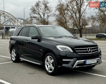 Черный Мерседес М-Класс, объемом двигателя 3.5 л и пробегом 160 тыс. км за 19500 $, фото 2 на Automoto.ua