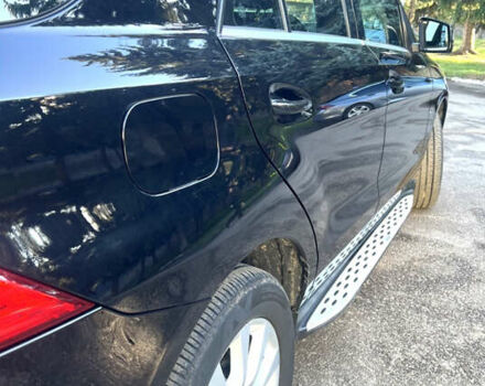 Черный Мерседес М-Класс, объемом двигателя 2.14 л и пробегом 198 тыс. км за 21700 $, фото 4 на Automoto.ua