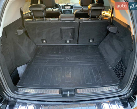 Чорний Мерседес М-Клас, об'ємом двигуна 2.99 л та пробігом 286 тис. км за 21500 $, фото 12 на Automoto.ua