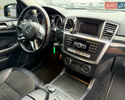 Мерседес М-Класс 2012 в Стрые на Automoto.ua Черный Мерседес М-Класс, объемом двигателя 2.99 л и пробегом 170 тыс. км за 18900 $, фото 37 на Automoto.ua