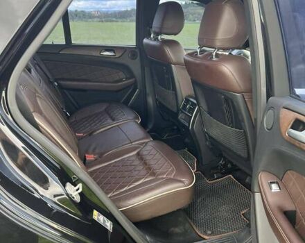 Черный Мерседес М-Класс, объемом двигателя 2.99 л и пробегом 250 тыс. км за 23700 $, фото 14 на Automoto.ua