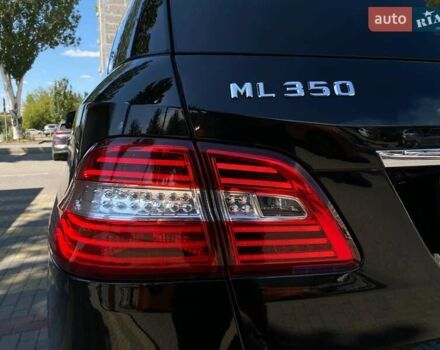 Чорний Мерседес М-Клас, об'ємом двигуна 2.99 л та пробігом 240 тис. км за 22499 $, фото 10 на Automoto.ua