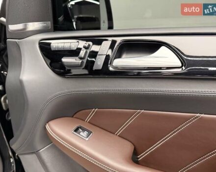 Черный Мерседес М-Класс, объемом двигателя 5.46 л и пробегом 119 тыс. км за 32990 $, фото 37 на Automoto.ua