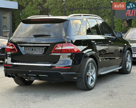 Чорний Мерседес М-Клас, об'ємом двигуна 2.99 л та пробігом 211 тис. км за 25000 $, фото 3 на Automoto.ua