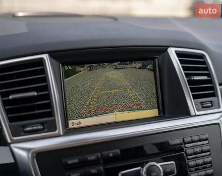 Черный Мерседес М-Класс, объемом двигателя 2.99 л и пробегом 121 тыс. км за 26900 $, фото 25 на Automoto.ua