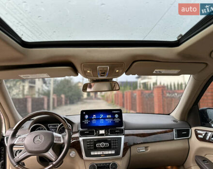 Черный Мерседес М-Класс, объемом двигателя 3 л и пробегом 255 тыс. км за 19400 $, фото 10 на Automoto.ua