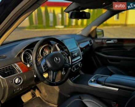 Мерседес М-Класс 2012 в Залещиках на Automoto.ua Черный Мерседес М-Класс, объемом двигателя 2.99 л и пробегом 128 тыс. км за 24200 $, фото 6 на Automoto.ua