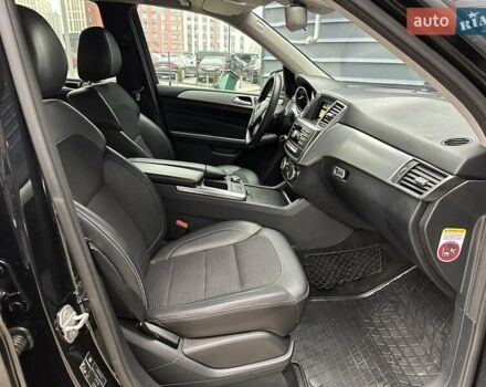 Чорний Мерседес М-Клас, об'ємом двигуна 2.2 л та пробігом 271 тис. км за 16450 $, фото 40 на Automoto.ua