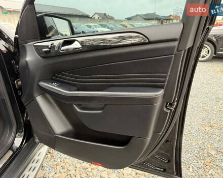 Мерседес М-Класс 2012 в Стрые на Automoto.ua Черный Мерседес М-Класс, объемом двигателя 2.99 л и пробегом 170 тыс. км за 18900 $, фото 47 на Automoto.ua