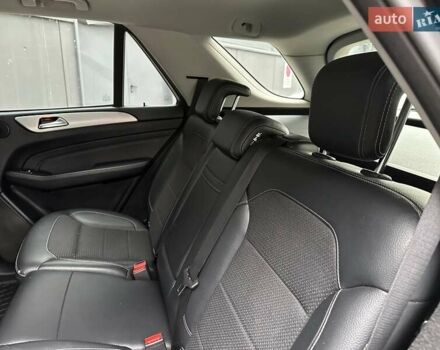 Чорний Мерседес М-Клас, об'ємом двигуна 2.2 л та пробігом 271 тис. км за 16450 $, фото 30 на Automoto.ua