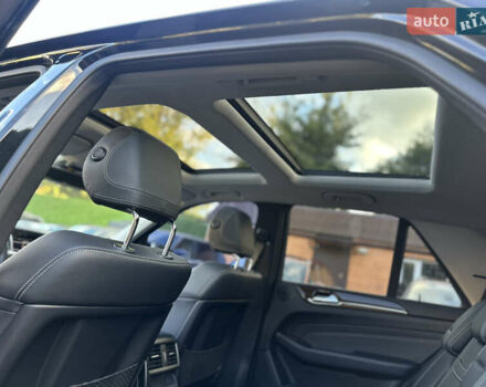 Чорний Мерседес М-Клас, об'ємом двигуна 2.99 л та пробігом 211 тис. км за 25000 $, фото 23 на Automoto.ua