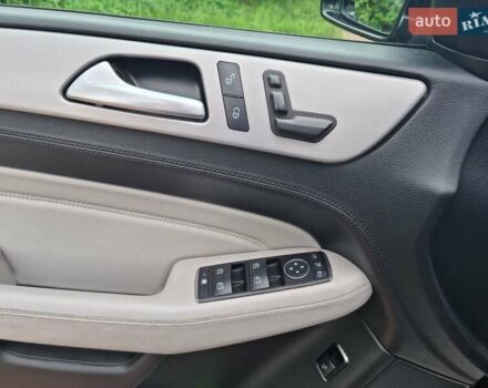 Черный Мерседес М-Класс, объемом двигателя 3 л и пробегом 215 тыс. км за 24900 $, фото 25 на Automoto.ua