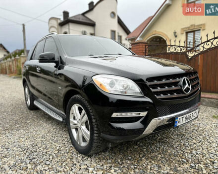 Черный Мерседес М-Класс, объемом двигателя 3 л и пробегом 255 тыс. км за 19400 $, фото 1 на Automoto.ua