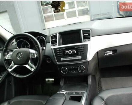 Чорний Мерседес М-Клас, об'ємом двигуна 3.5 л та пробігом 186 тис. км за 4650 $, фото 2 на Automoto.ua