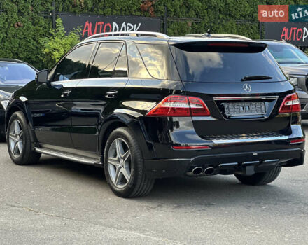 Чорний Мерседес М-Клас, об'ємом двигуна 2.99 л та пробігом 211 тис. км за 25000 $, фото 4 на Automoto.ua