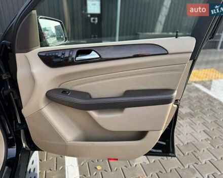 Черный Мерседес М-Класс, объемом двигателя 2.99 л и пробегом 240 тыс. км за 21900 $, фото 20 на Automoto.ua