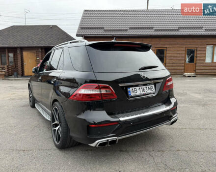 Черный Мерседес М-Класс, объемом двигателя 5.5 л и пробегом 179 тыс. км за 24500 $, фото 2 на Automoto.ua