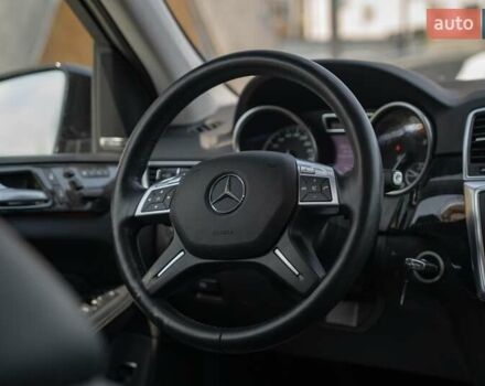 Черный Мерседес М-Класс, объемом двигателя 2.99 л и пробегом 121 тыс. км за 26900 $, фото 21 на Automoto.ua