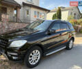 Мерседес М-Клас 2012 у Житомирі на Automoto.ua Чорний Мерседес М-Клас, об'ємом двигуна 2.14 л та пробігом 261 тис. км за 18900 $, фото 1 на Automoto.ua