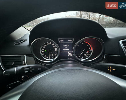 Чорний Мерседес М-Клас, об'ємом двигуна 2.14 л та пробігом 220 тис. км за 18500 $, фото 12 на Automoto.ua