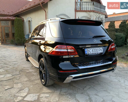 Мерседес М-Класс 2012 в Львове на Automoto.ua Черный Мерседес М-Класс, объемом двигателя 2.99 л и пробегом 286 тыс. км за 20950 $, фото 4 на Automoto.ua