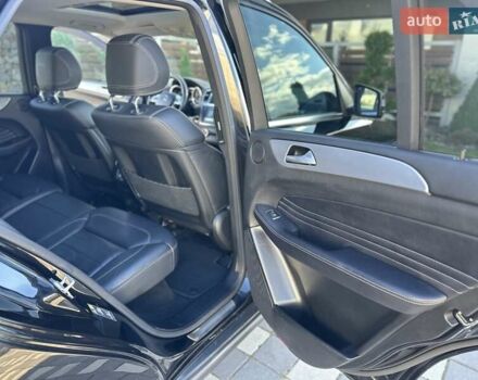 Черный Мерседес М-Класс, объемом двигателя 3 л и пробегом 181 тыс. км за 22900 $, фото 28 на Automoto.ua