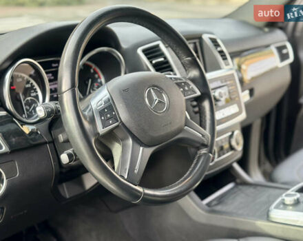 Черный Мерседес М-Класс, объемом двигателя 2.99 л и пробегом 226 тыс. км за 20499 $, фото 30 на Automoto.ua