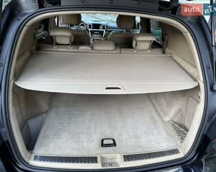 Черный Мерседес М-Класс, объемом двигателя 2.14 л и пробегом 247 тыс. км за 20500 $, фото 46 на Automoto.ua