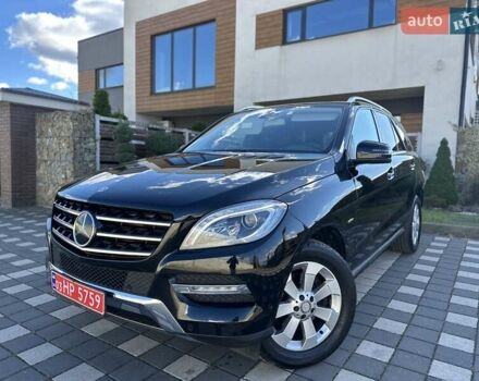 Черный Мерседес М-Класс, объемом двигателя 3 л и пробегом 181 тыс. км за 22900 $, фото 3 на Automoto.ua