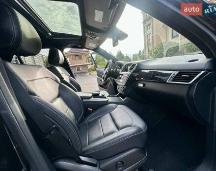 Черный Мерседес М-Класс, объемом двигателя 2.99 л и пробегом 226 тыс. км за 20499 $, фото 27 на Automoto.ua