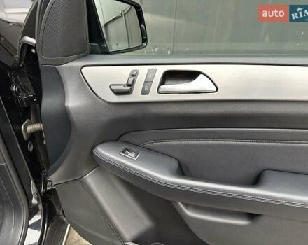 Чорний Мерседес М-Клас, об'ємом двигуна 2.2 л та пробігом 271 тис. км за 16450 $, фото 44 на Automoto.ua